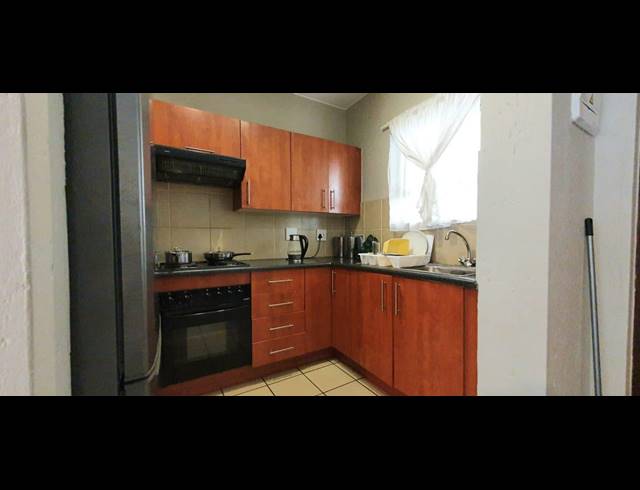 1 BEDROOM APARTMENT RENTED IN FERNDALE